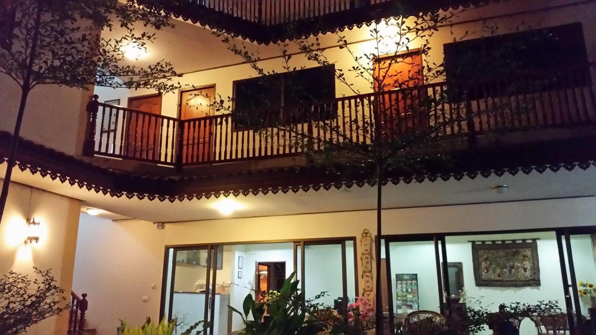 Villa Oranje Τσιάνγκ Μάι Εξωτερικό φωτογραφία